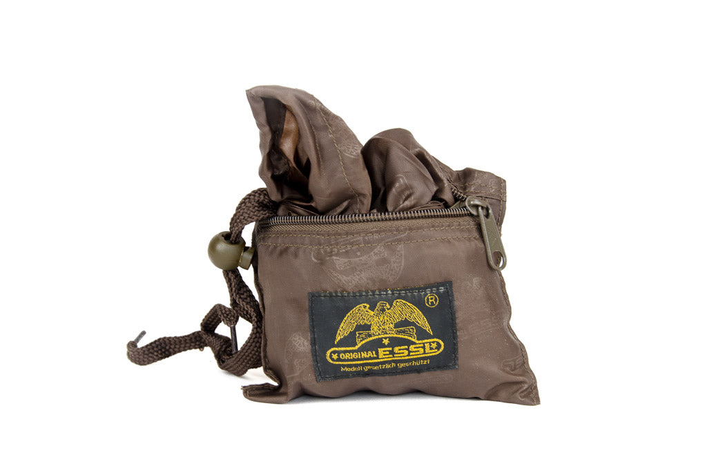 CAPE 1 Oliv Rucksack-Regencape in Zip-Tasche